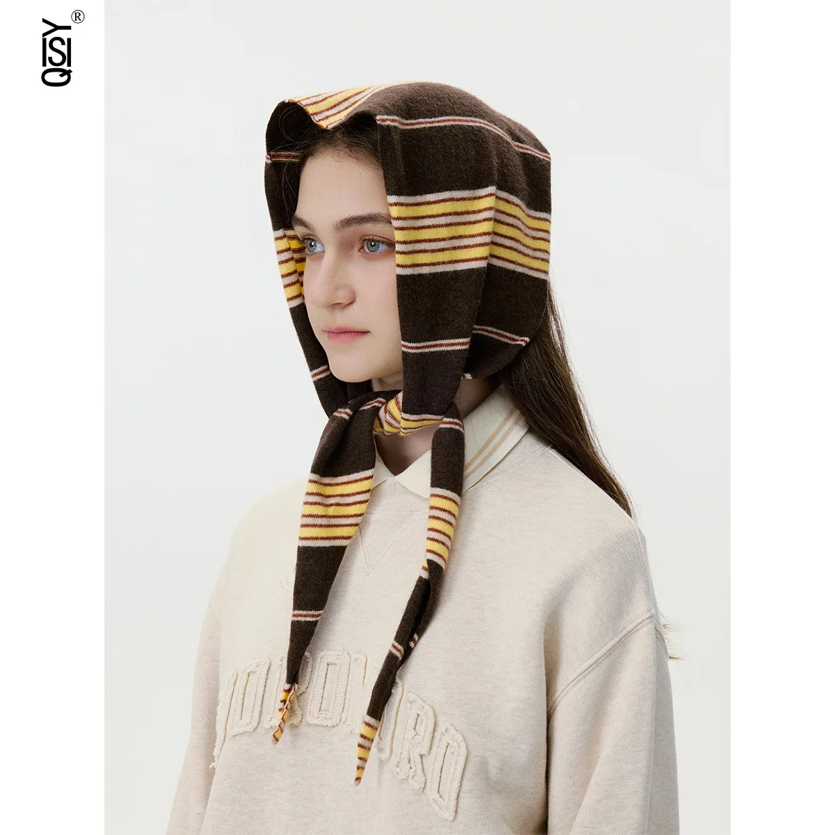 

Striped knitted triangular scarf for women's winter headscarf and scarf, paired with a trendy small shawl neckerchief