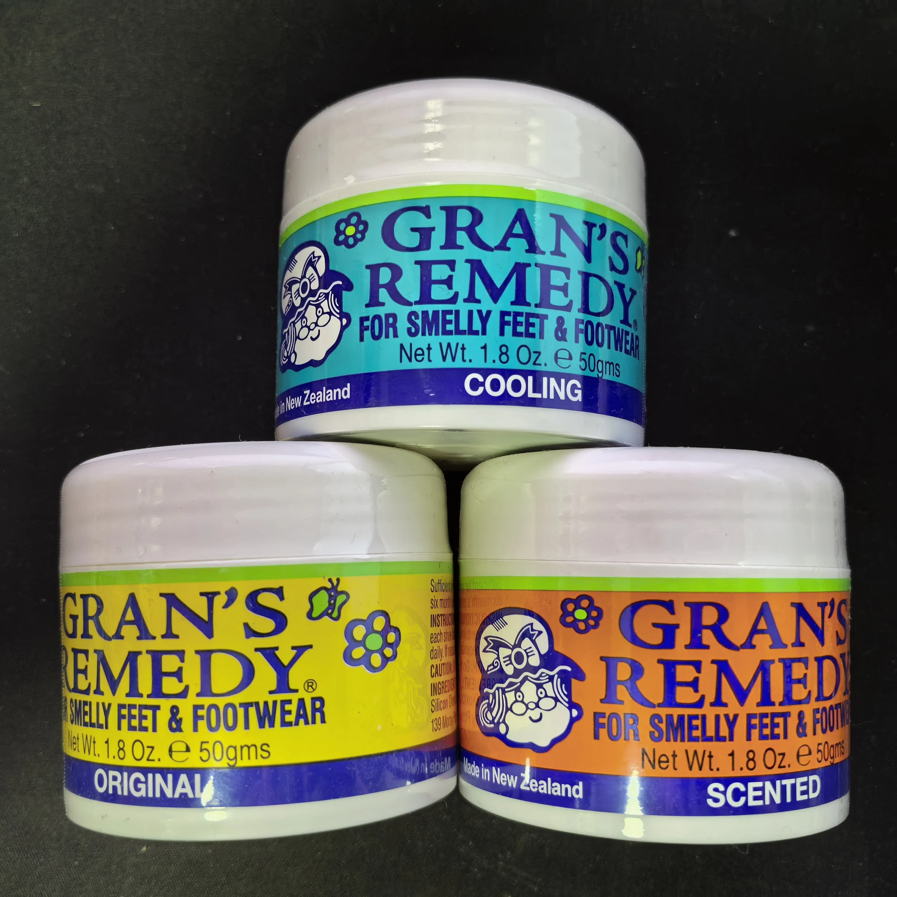 

Eliminates Foot & Shoe Odor - Grans Remedy Cooling Foot Powder, All-Day Protection & Fast Absorption, 35g/50g