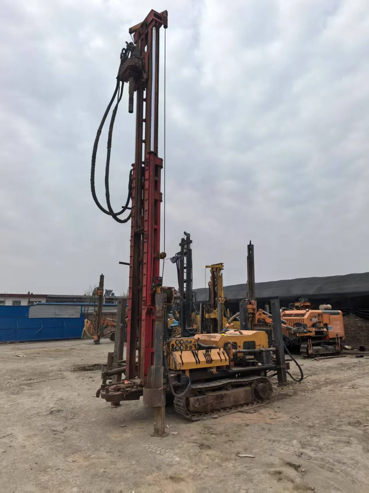 200m Water Well Drilling Rig with Core Components Motor Engine Bearing