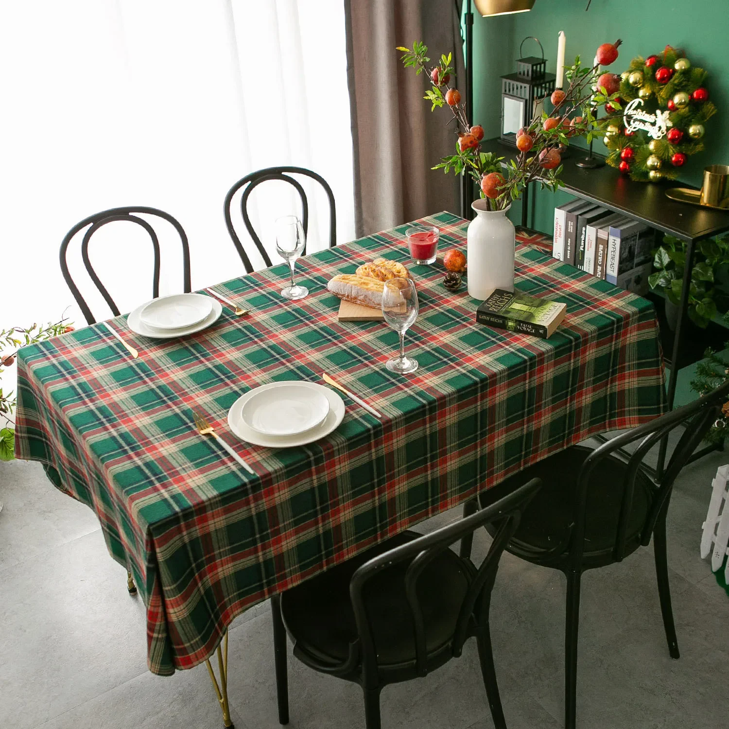 Christmas Rectangle Tablecloth Plaid Xmas Table Cloths Stain Resistant Washable Table Cover for Dining Parties Holiday Decor