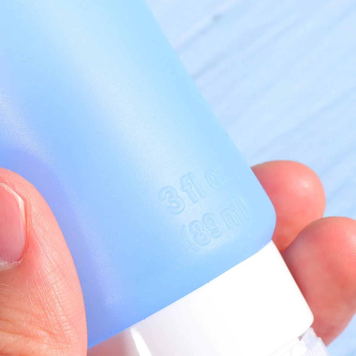 

2pcs 89Ml Silicone Empty Travel Bottles Refillable Portable Dispenser Makeup Skincare Water Eco-Friendly Leakproof Compact