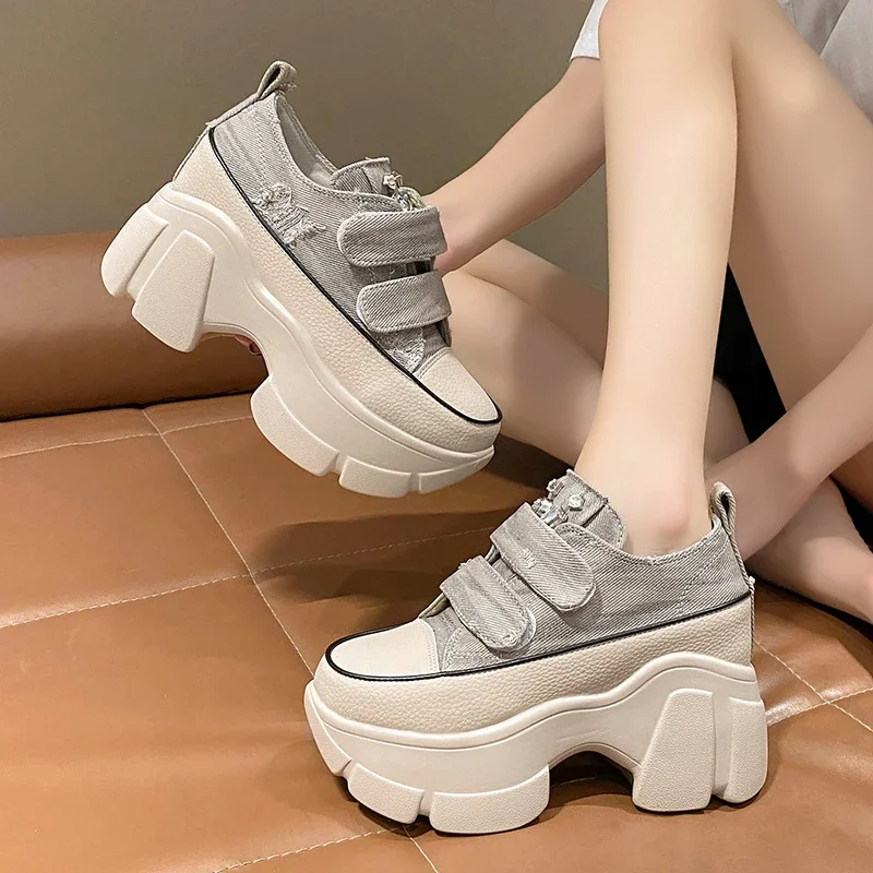 New Fashion Crystal Denim Platform Wedge Casual Spring Summer Autumn Comfy High Brand Chunky Sneakers 9CM Hidden Heels Shoes