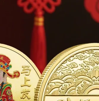 Commemorative Coin Get Rich Immediately Commemorative Coin Compact Scratcher Tool for Teens Men Family Boys Husband Girls Women