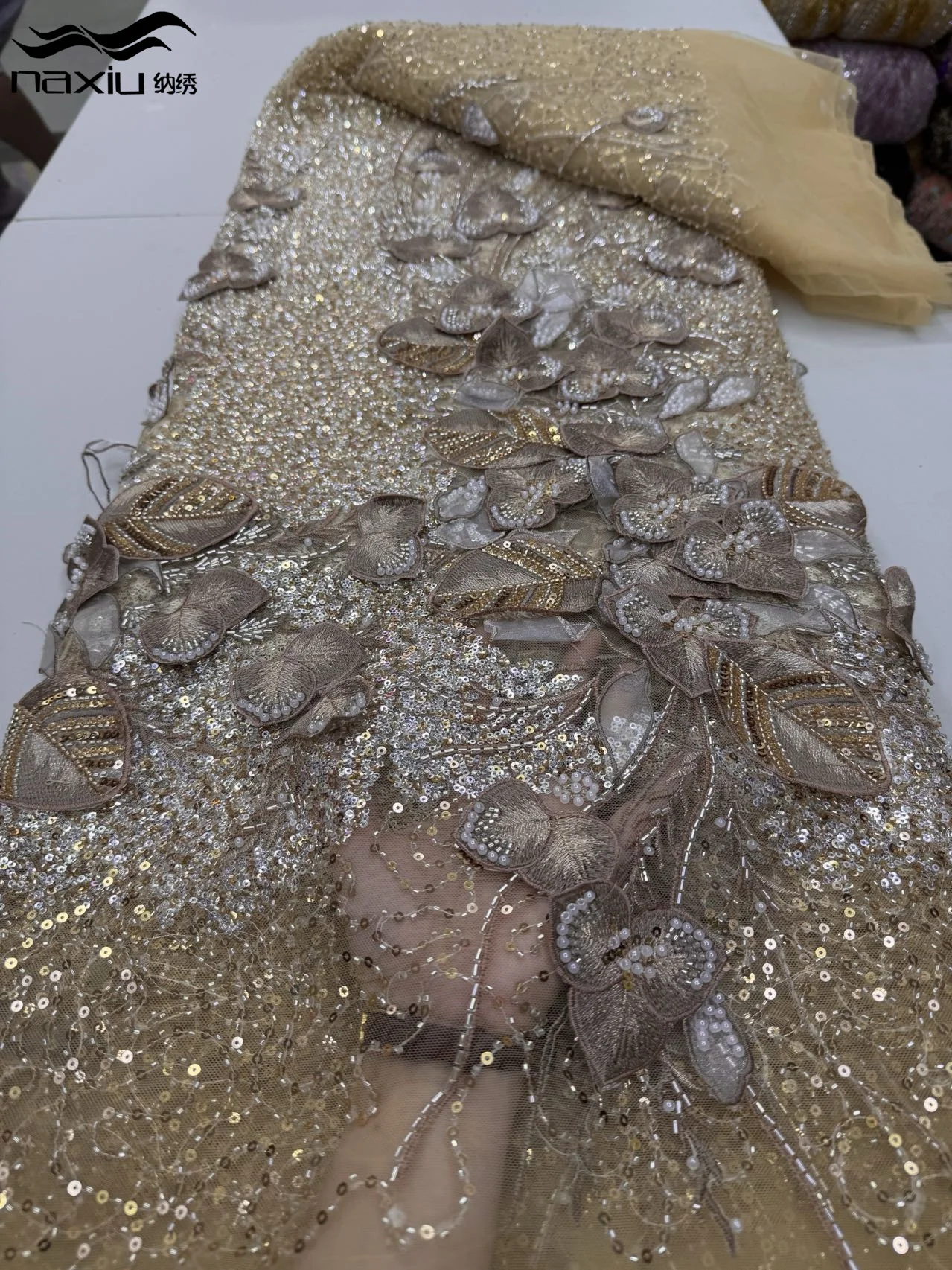 

Madison Luxury 3d Beaded Lace Fabric High Quality 5 Yards Mesh Sequins African Lace Fabric Nigerian for Women Wedding Dress