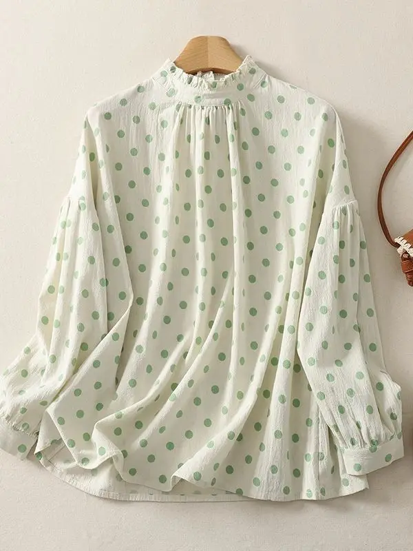 

Винтажная французская зеленая блузка в горошек с рюшами на воротнике, рукавами-баллонами, легкая, элегантная, для офиса и повседневных образов