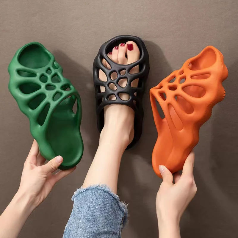 ARIS ALLEN 2024 New Fashion Skull Slippers Men Women Summer Wear Thick Bottom Height Increase Couple Beach Spider Web Slippers