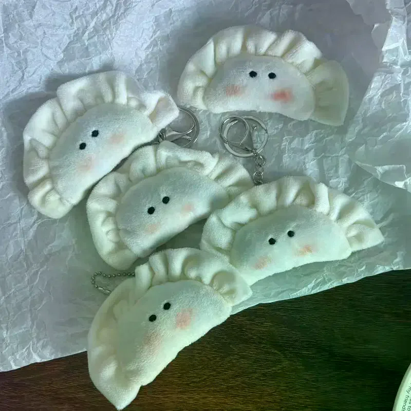 Simpatico portachiavi con ciondolo gnocco di peluche Portachiavi farciti morbidi per ragazzo ragazza per decorazioni per borse Giocattoli di peluche Accessori per studenti