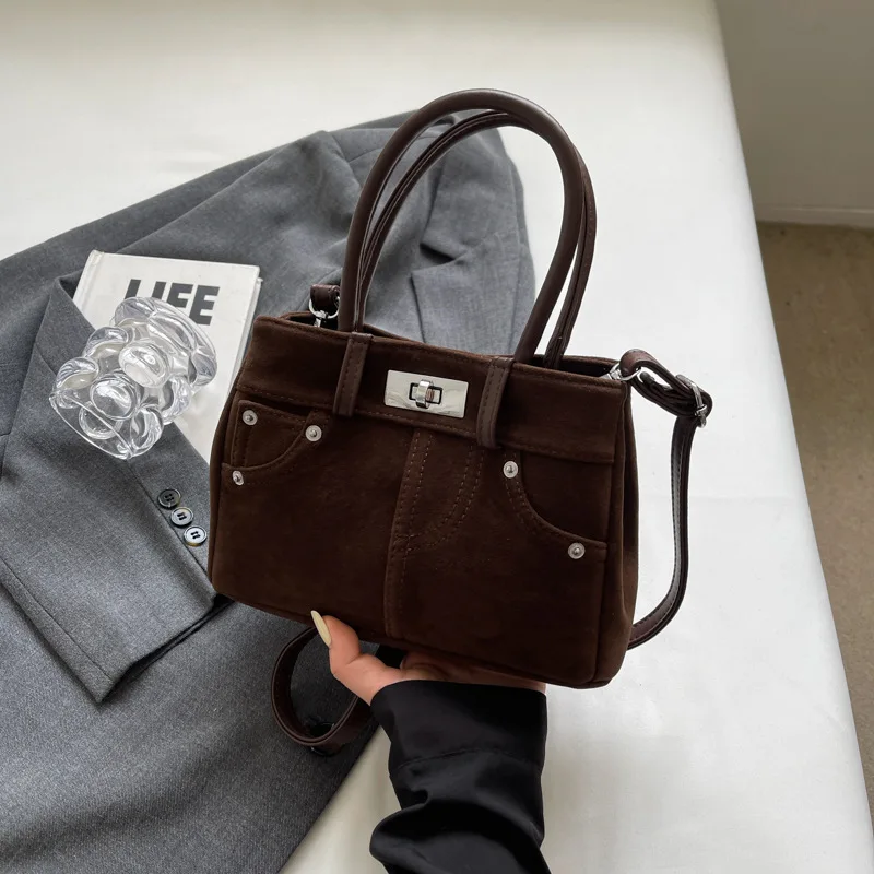 Sac givré Vintage pour femme, petit sac carré tout-en-un, tendance, sens Premium, nouvelle collection automne-hiver 2024