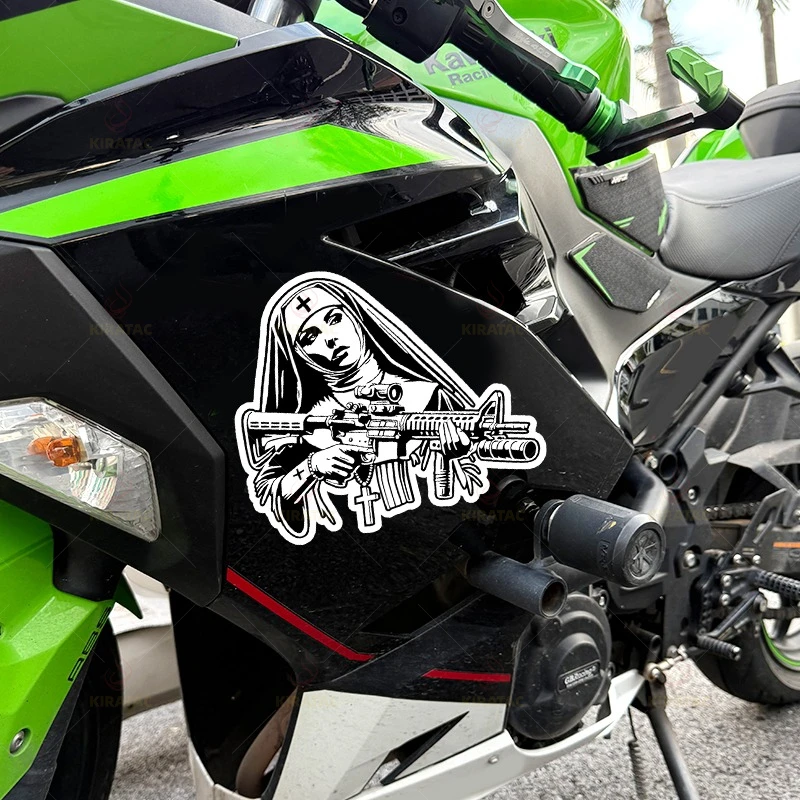 

Креативная крутая наклейка с изображением монахини и мотоцикла с крестом, водонепроницаемая, декоративная, подходит для купола, топливного бака, шлема, автомобильного окна.