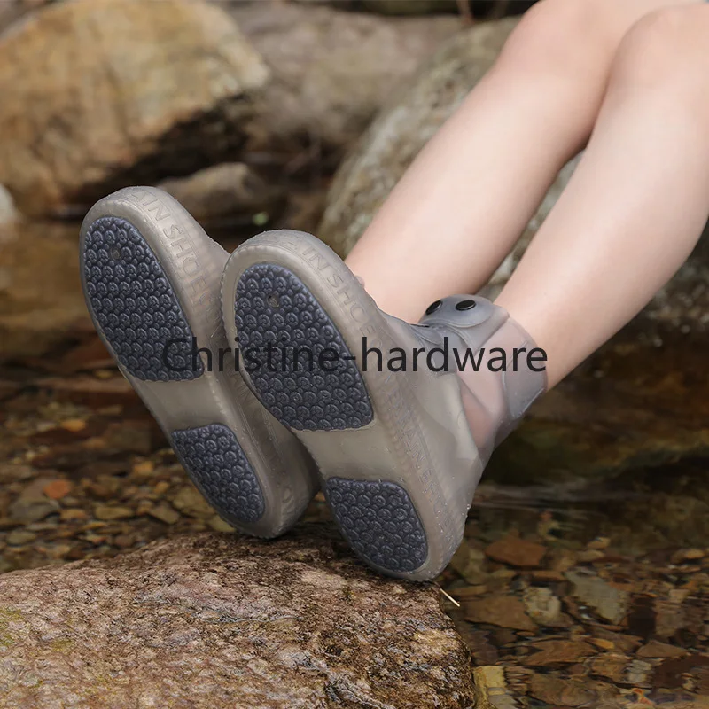 Rain Overshoes, Waterproof, Reusable, Non-Slip Shoe Covers Portable Silicone Rain Overshoes, with Adjustable Buckle, for Outdoor