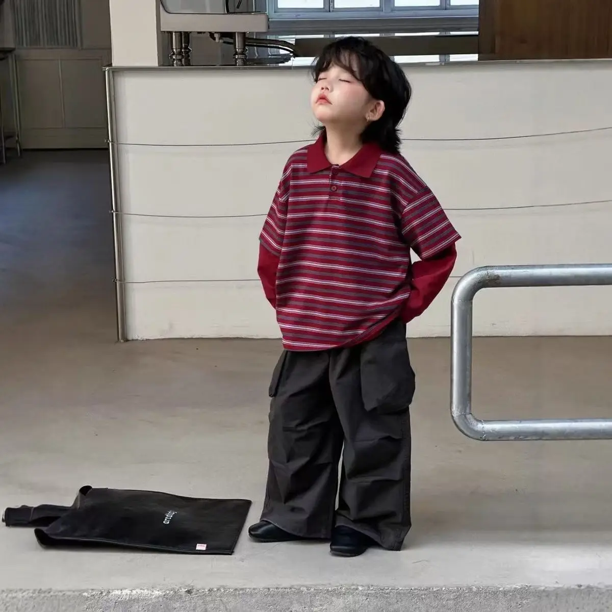 

Детская футболка с длинным рукавом, имитация двухслойной полосатой рубашки-поло, весенне-осенняя повседневная толстовка для мальчиков с отложным воротником