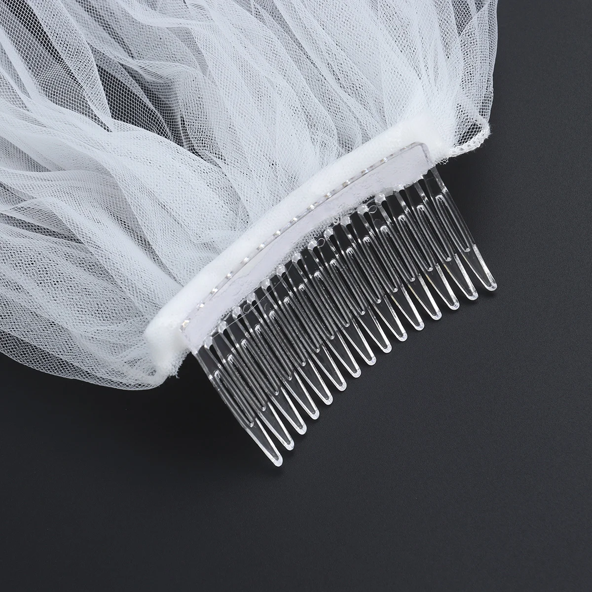 Elegant Short Wedding Veil Tulle Bridal Veils with Comb and Ribbon for Bride Flower Girls Wedding Party Photography(White) image 4
