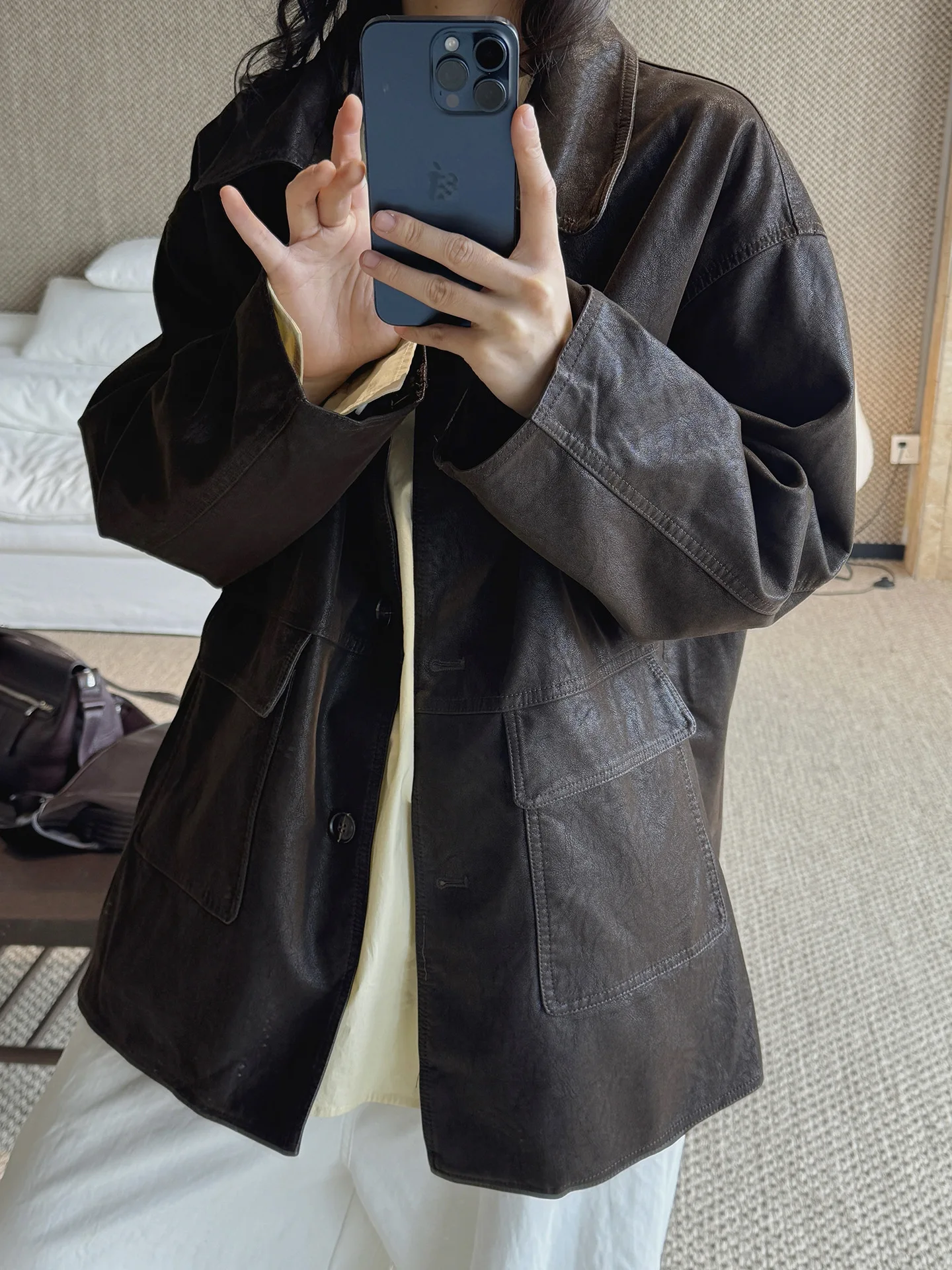 Early spring new Korean retro fashionable matte texture PU lapel jacket with loose silhouette for women