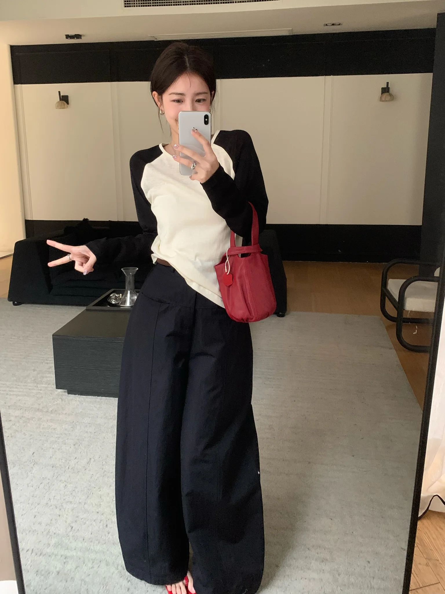 

Lilian Long Sve Lightweight V Ne T irt Women's Patchwork Basic Color Crew Ne Pullover Spring Faion Trend