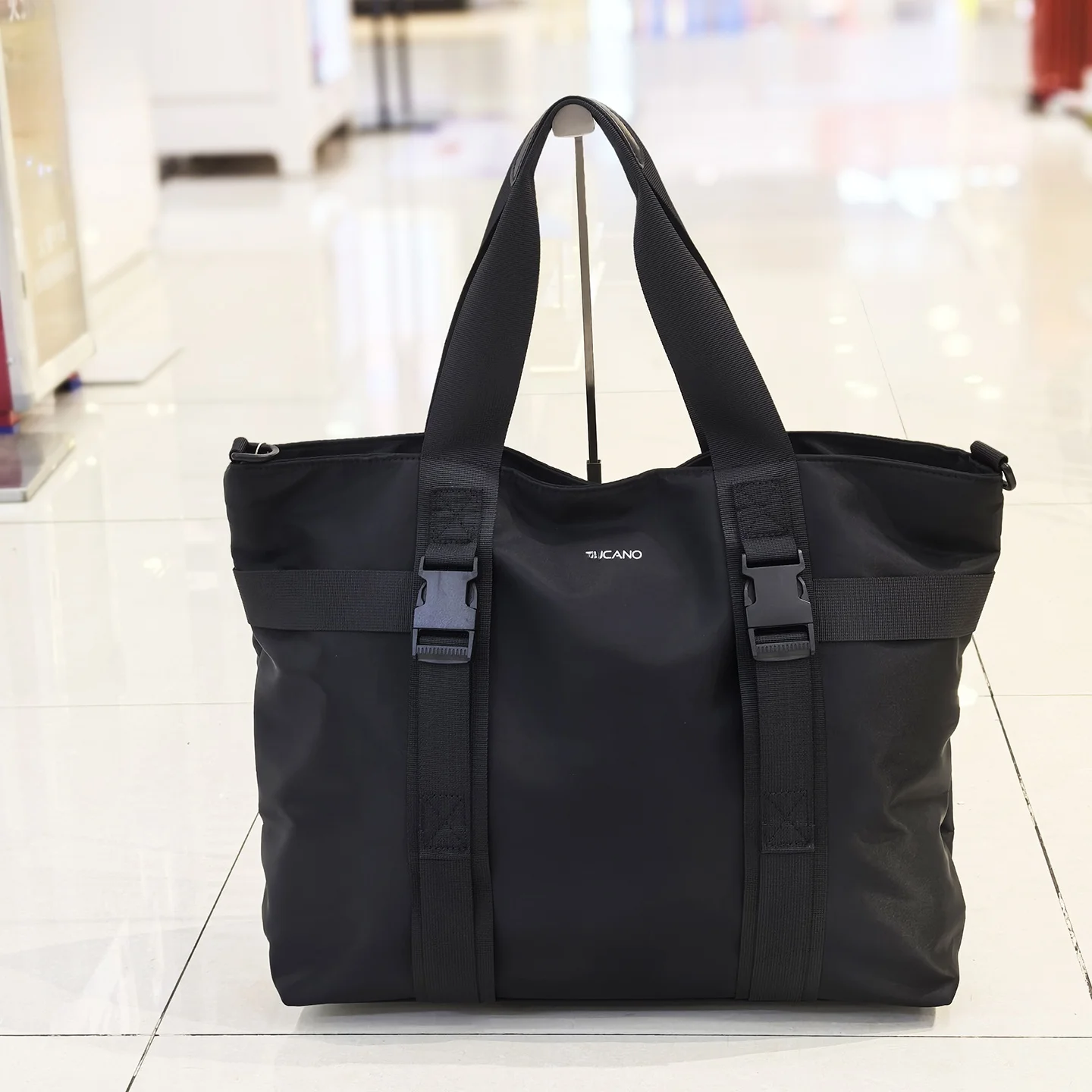 sac-de-voyage-tucano-de-grande-capacite-sac-fourre-tout-decontracte-sac-de-sport-noir-sac-d'affaires-pour-hommes-et-femmes-sac-a-main-de-loisirs-pour-jeunes