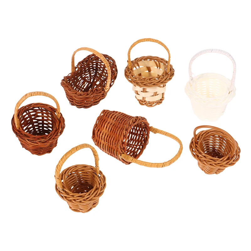 Cesta de flores tejida en miniatura para casa de muñecas, 1 piezas, cesta de mano, cesta de almacenamiento, juego de simulación para niños, accesorios para casa de muñecas