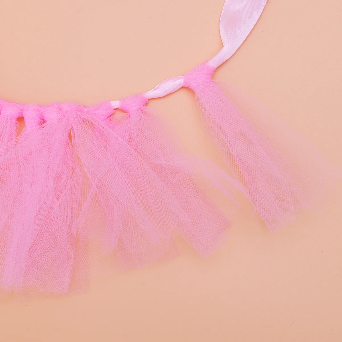 

1Pcs Sweet Polyester Dog Skirt Exquisite Design Easy to Put on Perfect for Outdoor Activities Special Occasions