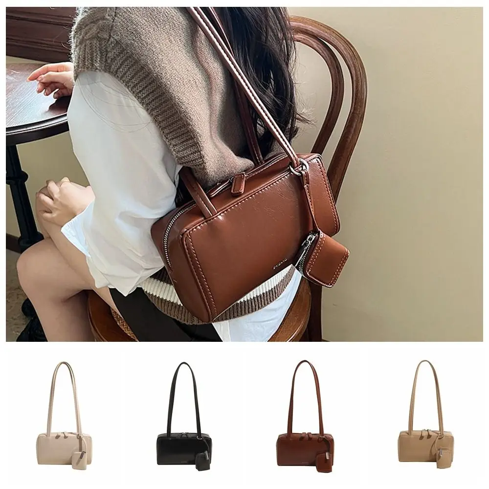 

Ins PU Leather PU Bowling Bag Handbag Solid Color Boston Bag with Pendant Large Capacity Small Square Bag Travel
