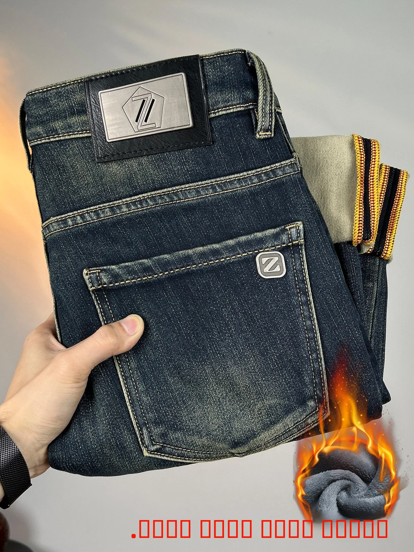 

High-End Men's Fleece-Lined Straight Leg Jeans Casual Thick Winter Denim Pants Stylish Versatile Slim Fit Casual Trousers