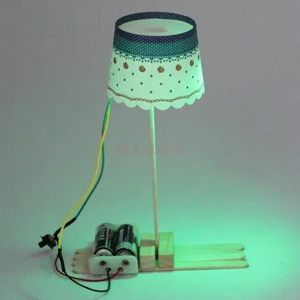 Kleine Lampen schirm Tisch lampe DIY kleine Tisch lampe beliebte Wissenschaft Modell hand gefertigte Material verpackung selbst gemachte Technologie klein