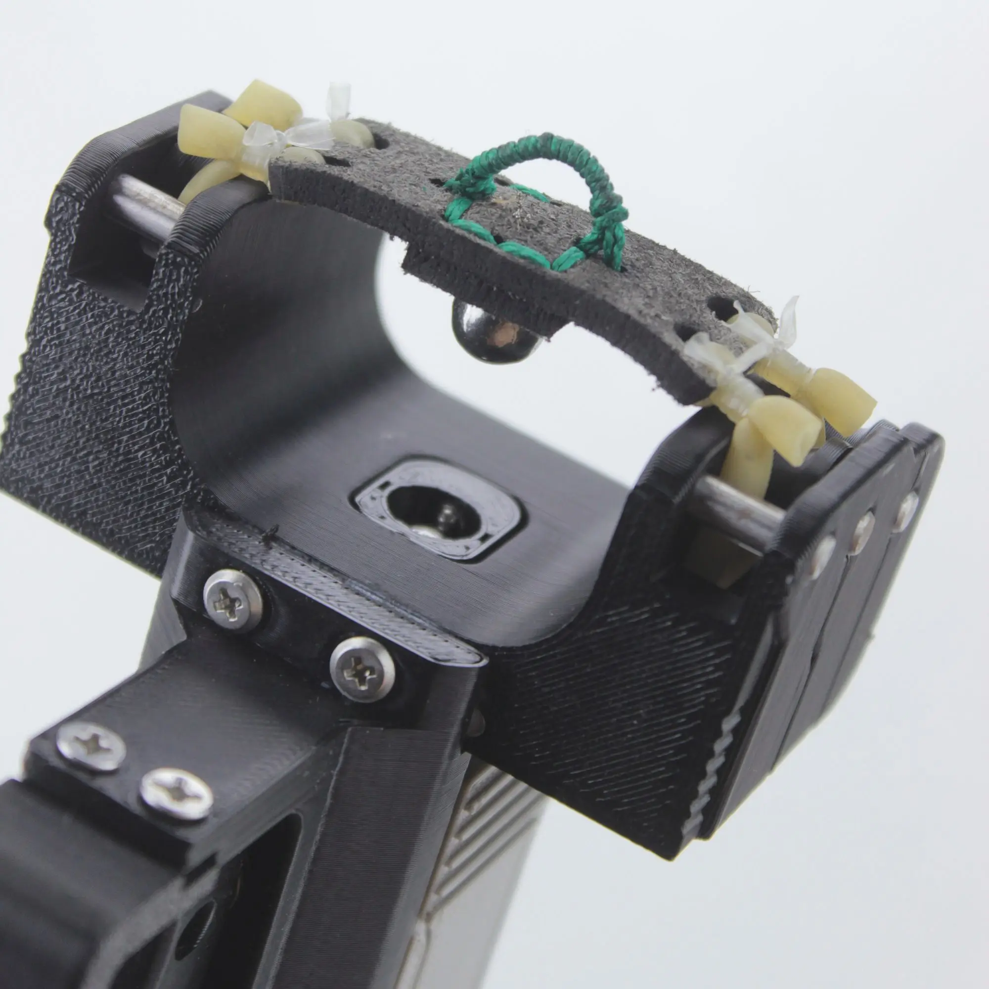 Outdoor Competitive Rapid Fire Continuous Slingshot with Automatic Loading 3D Printed Plastic EDC Slingshot
