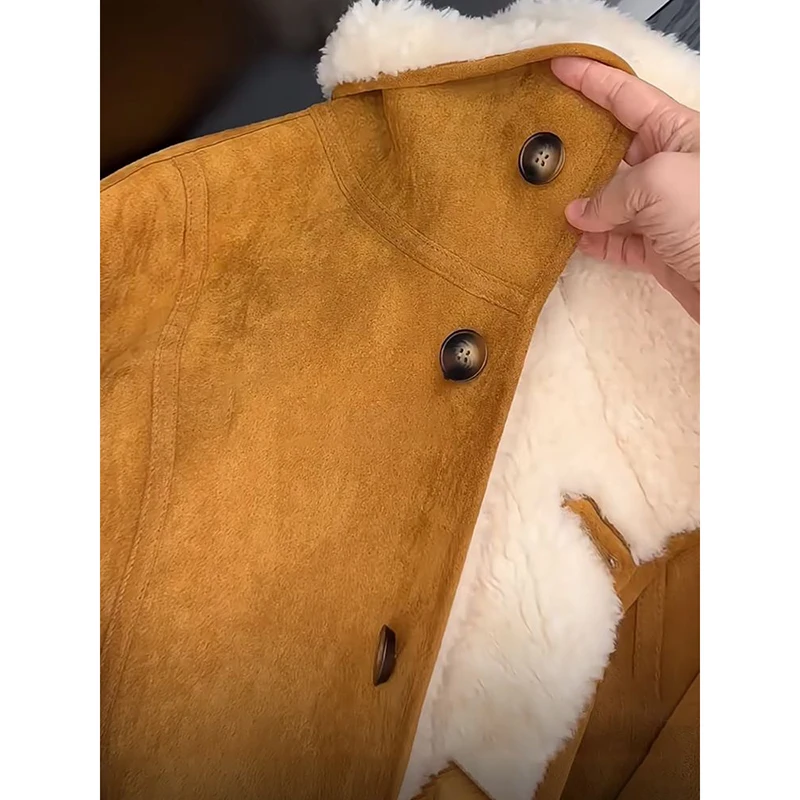 سترات كلاسيكية من صوف الضأن معطف نسائي لخريف وشتاء 2025 جديد بالإضافة إلى سترة باركر سميكة ودافئة مخملية معطف كوري فضفاض