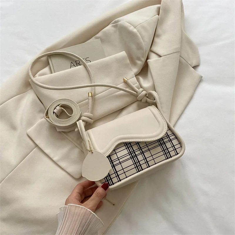 

TRAVEASY 2024 Summer Fashion Crossbody Bags for Women Leisure Thread PU Leather Female Shoulder Bag Solid Color Hasp Party Bag