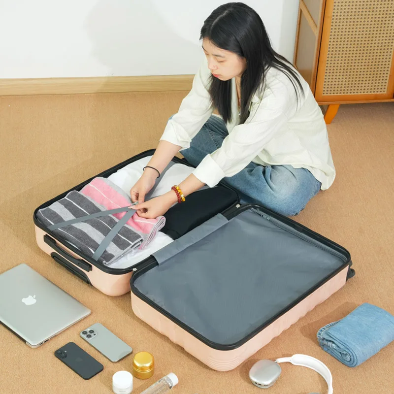 حقيبة مكياج ذات سعة كبيرة، حقيبة مكياج محمولة باليد، أساسيات السفر المدمجة، خفيفة الوزن ومريحة لحقائب السفر