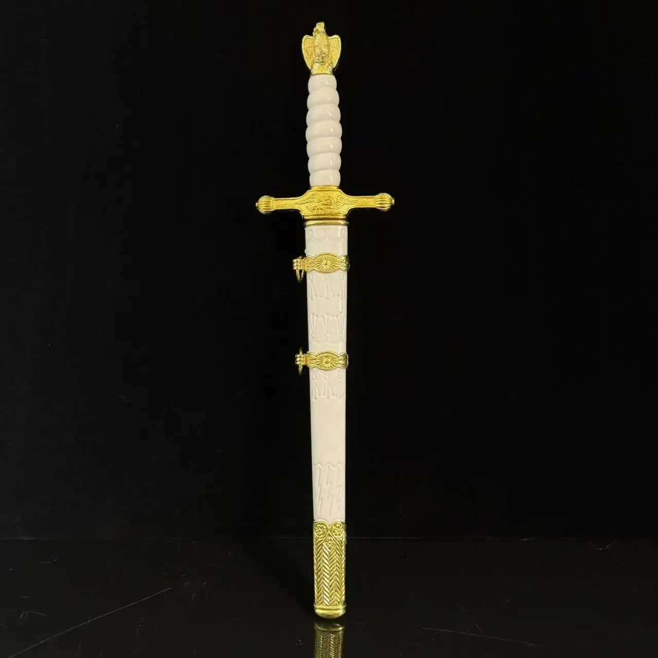 

Модель средневекового меча из металла, 34 см, платиновый цвет, литье под давлением, с ножнами, украшение для стола, реквизит для косплея, винтажный самурайский меч, игрушка