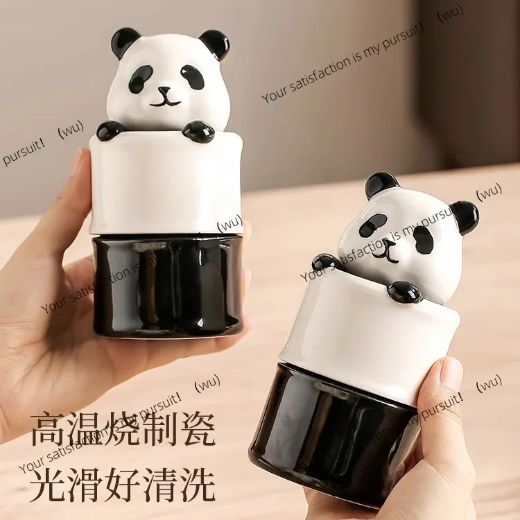 Small animal panda toothpick holder ceramic creative toothpick box commercial restaurant retro style Internet celebrity