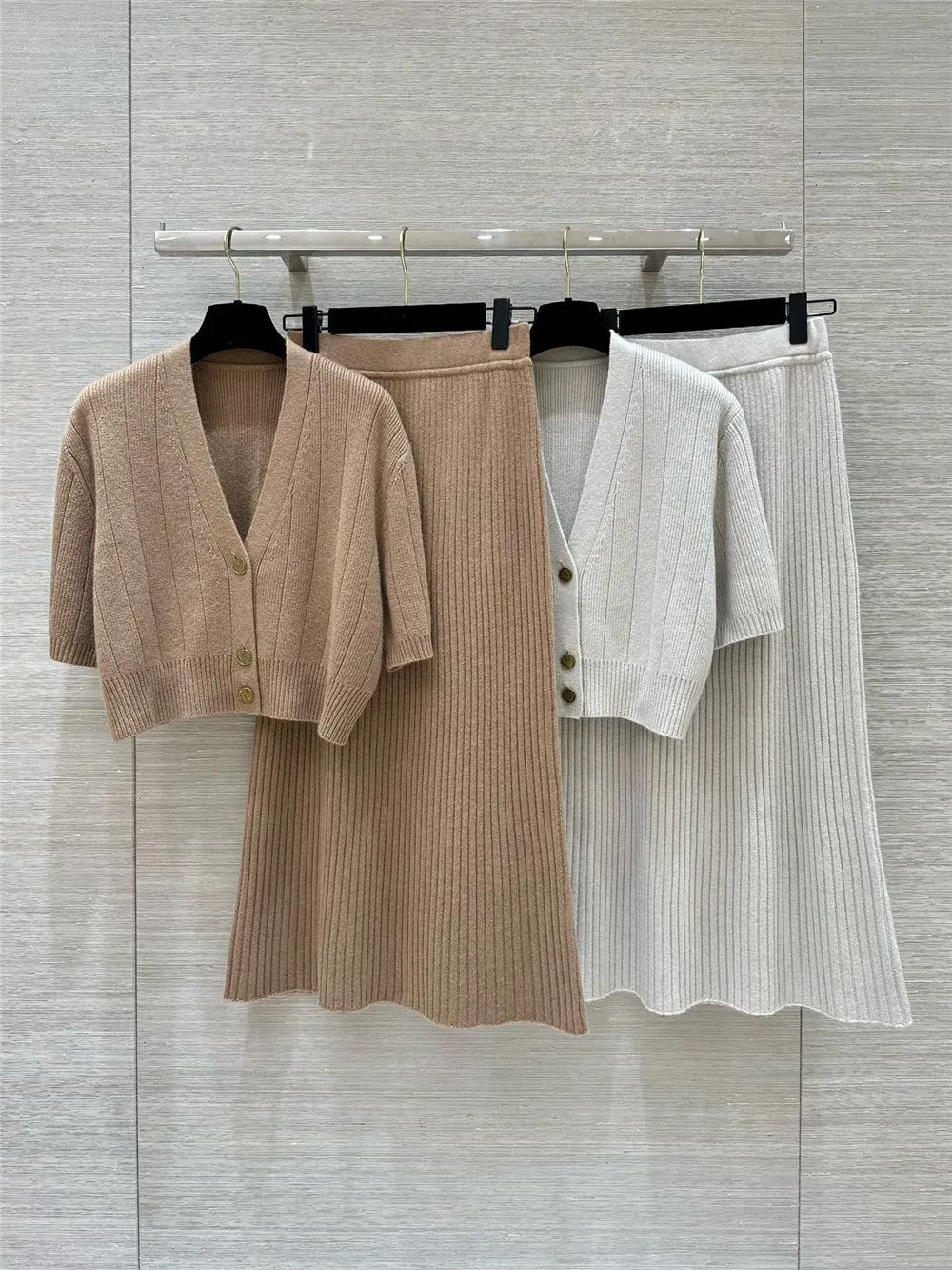 

2024 Autumn L*P women's Cashmere Knitted Cardigan Jacket + Elastic Waist Mid-Length Skirt Suit Woman Two Piece Set