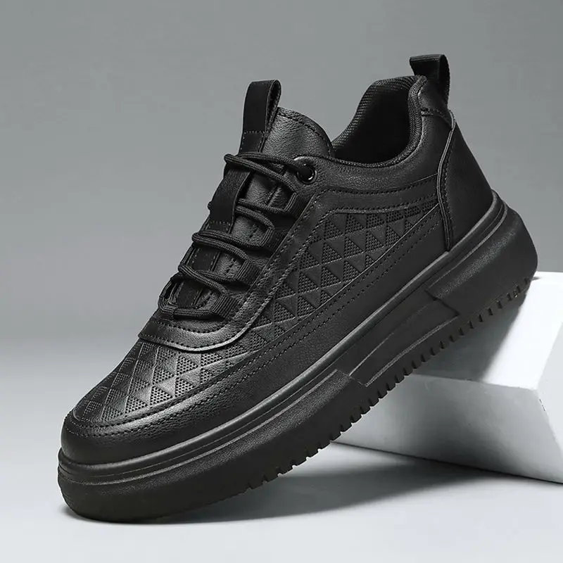 أحذية رياضية شتوية غير مرئية للرجال باللون الأبيض ذات جودة عالية وكعب مخفي أحذية عصرية متعددة الاستخدامات