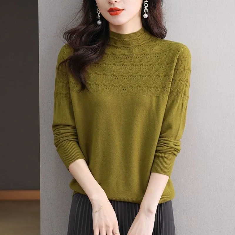 

Loose Half Turtleneck Sweater for Women in Autumn and Winter New Wavy Pattern Fashionable and Versatile Knitted Base Shirt