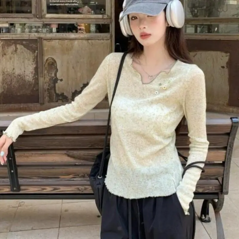 

Korean Style Slim Fit V-Neck T-Shirt Blouse Cotton Women Summer Thin New Cotton Breathable Long Sleeve Stretchy T-Shirt