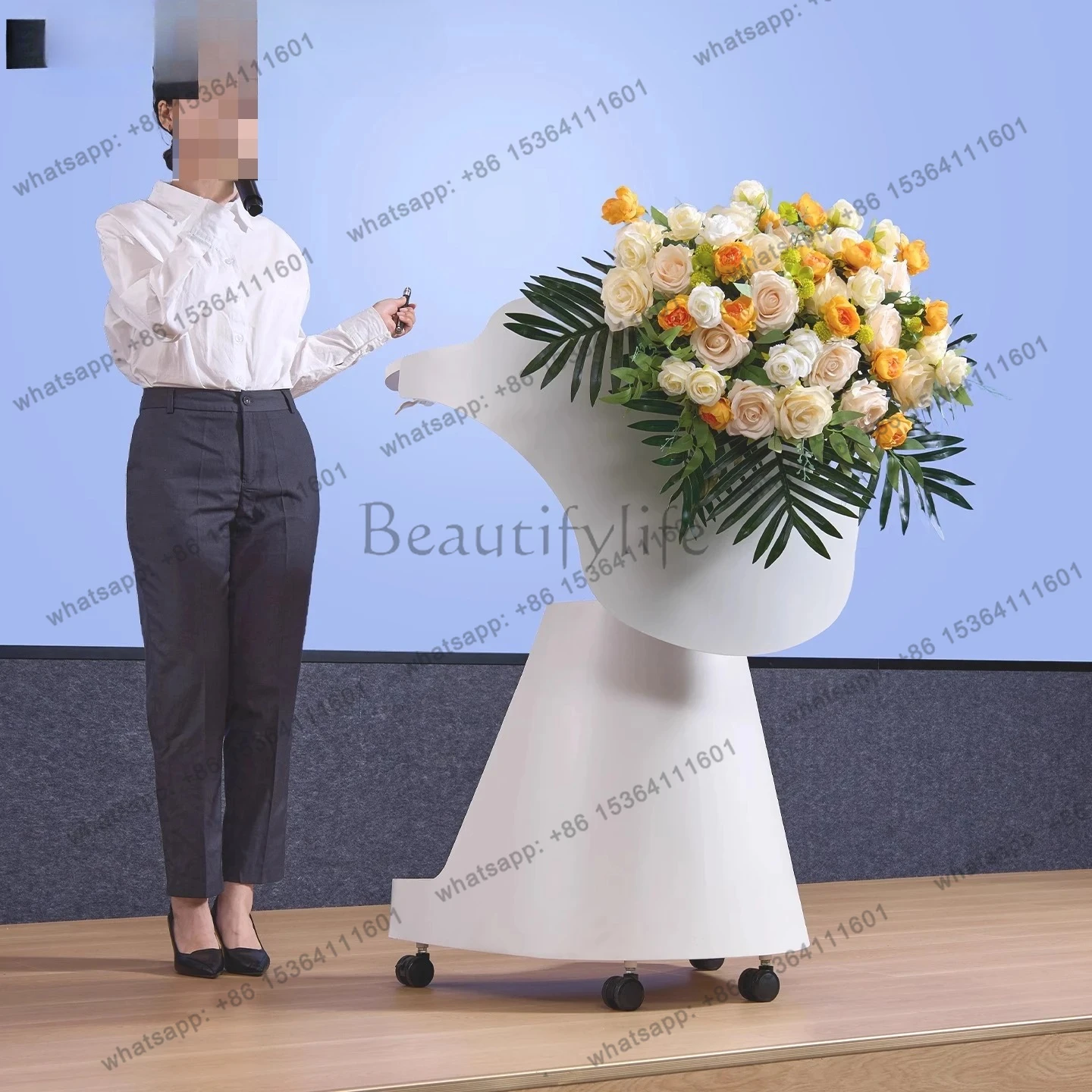 Movable Adjustable Lectern for Speech and Hosting