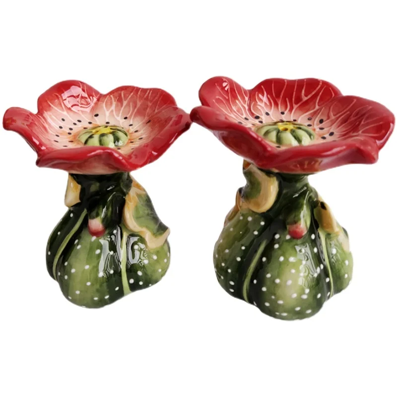 European hand painted underglaze color rich flower ceramic seasoning bottle table ornaments salt and pepper shakers spice jars