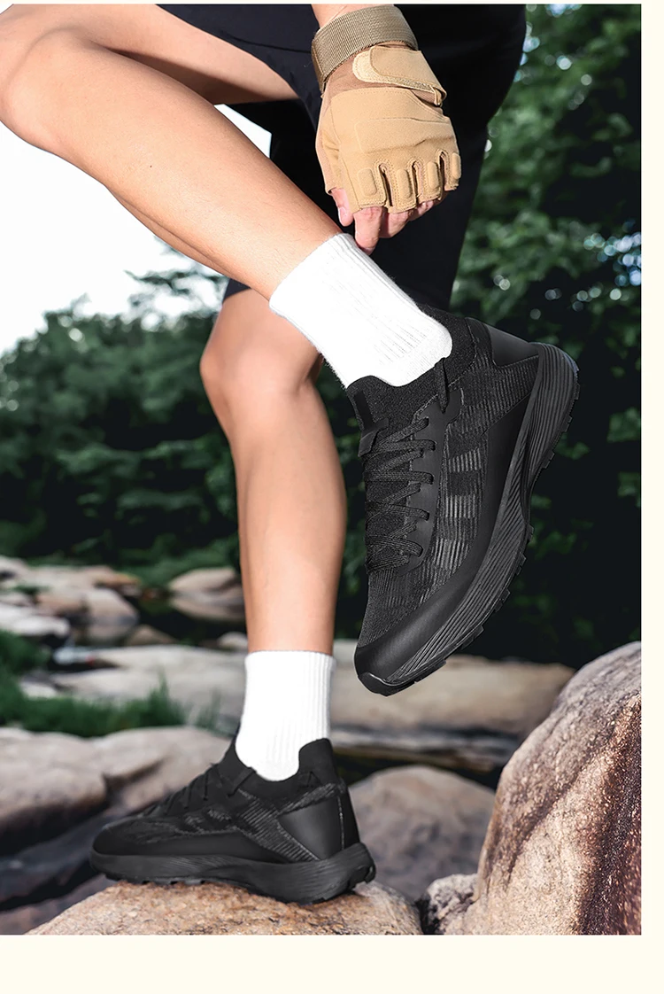 High-quality men's summer sports shoes, outdoor breathable mesh fabric, lightweight shock-absorbing design, suitable for tennis,