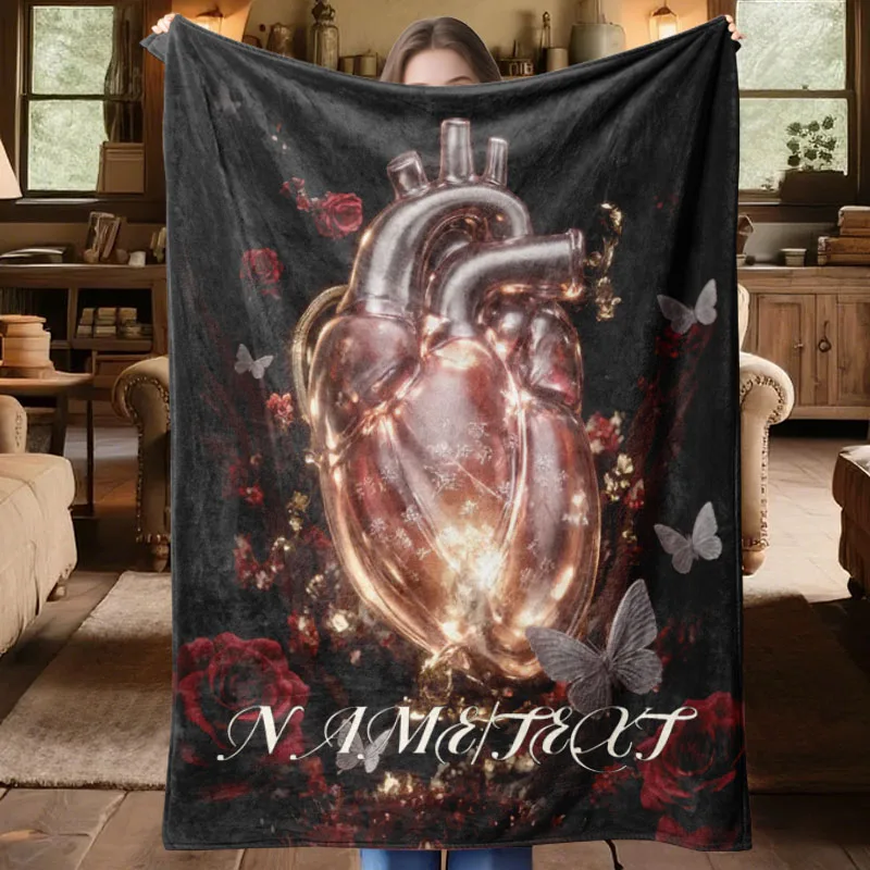 Customized Gothic-style flannel blankets with heart patterns, suitable for all seasons, rooms, living rooms and offices