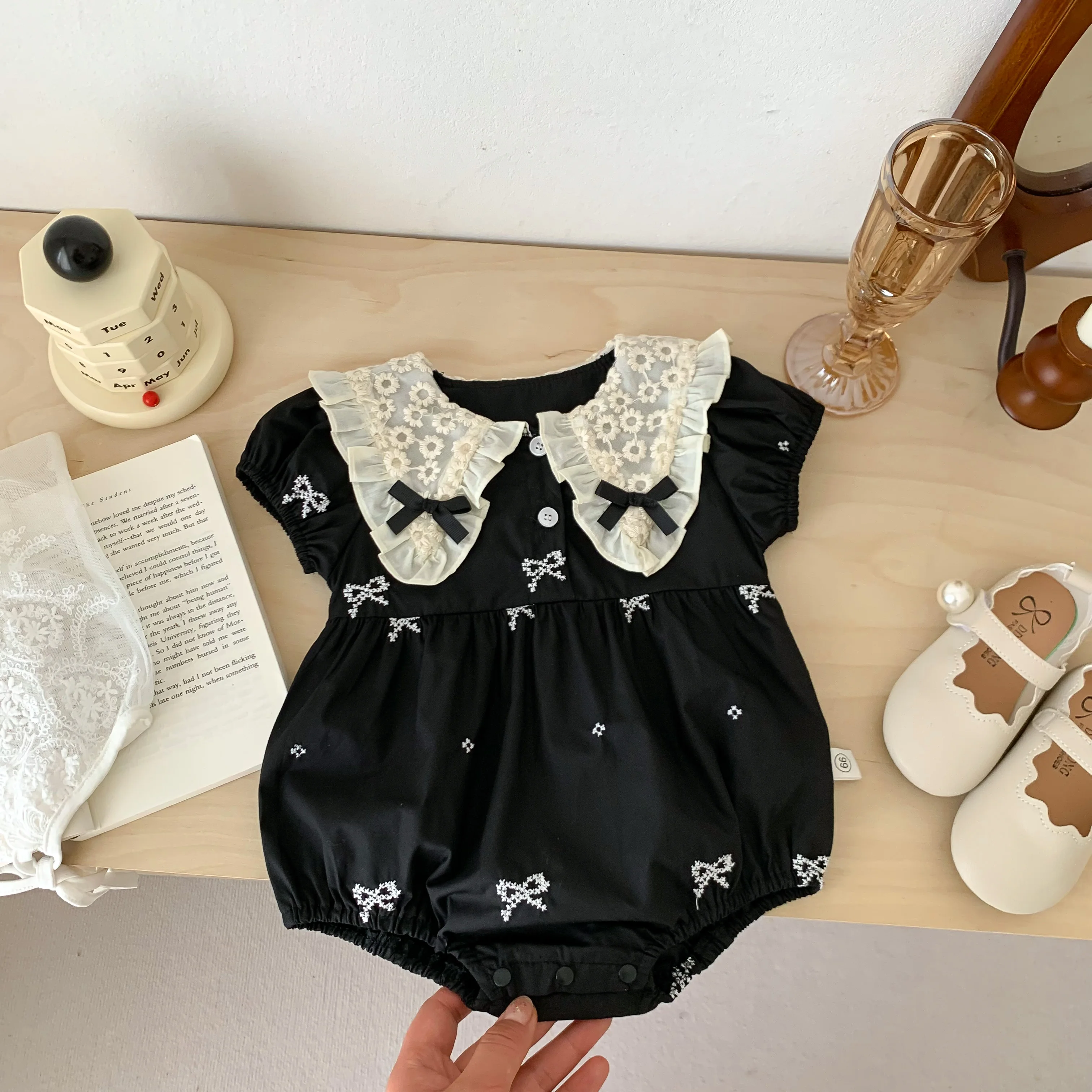 Summer Baby Girl Elegant Bow Princess Short sleeved Triangle Sweetheart