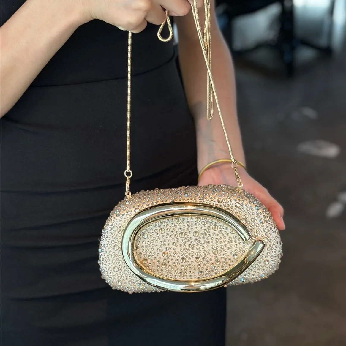 

Sparkling Crystal Diamond Women's Evening Clutch Luxury Elegant Round Box Shaped Chain Bag Banquet Party Shoulder Crossbody Bag