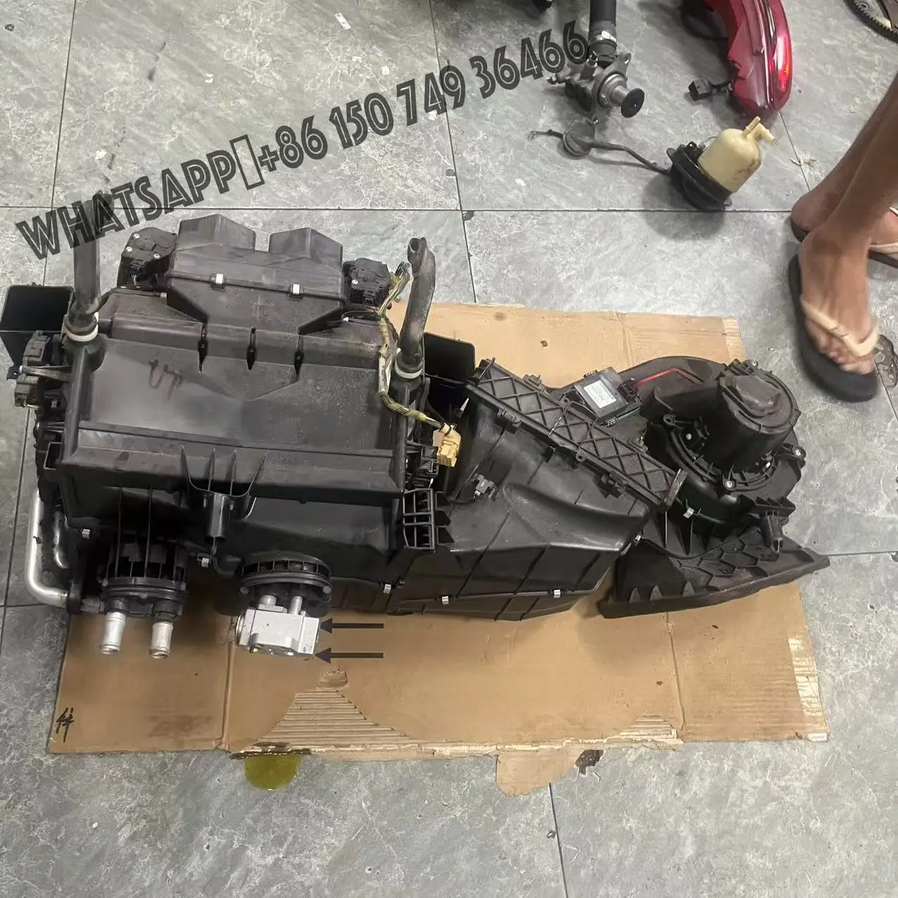 ポルシェ970パナメーラオートエアコンシステム97057332200 97057332201 車用ACエバポレーター（970モデル用）