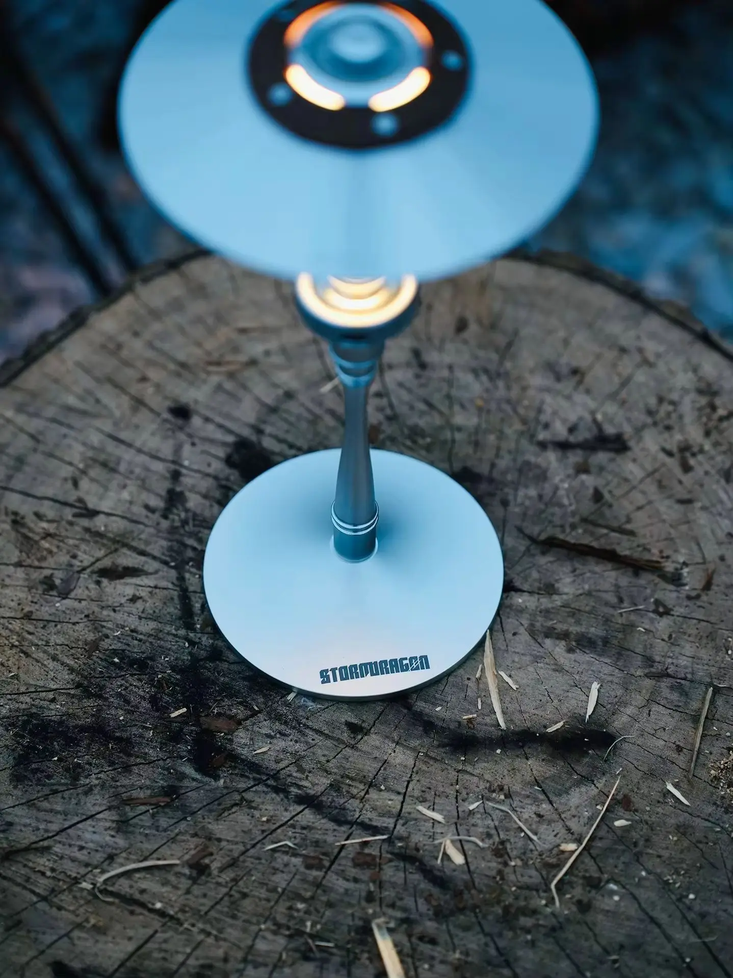 Multifunktionaler abnehmbarer Campinglampenhalter, aus Aluminiumlegierung mit matter Oberfläche, geeignet für verschiedene Campinglampen. – Detail 1