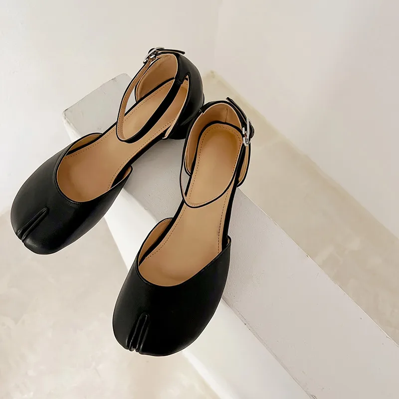 MKKHOU Fashion Sandals Women's New High Quality Genuine Leather Split Toe Tabby Shoes Ankle Buckle Strap Low Heel Women's Shoes