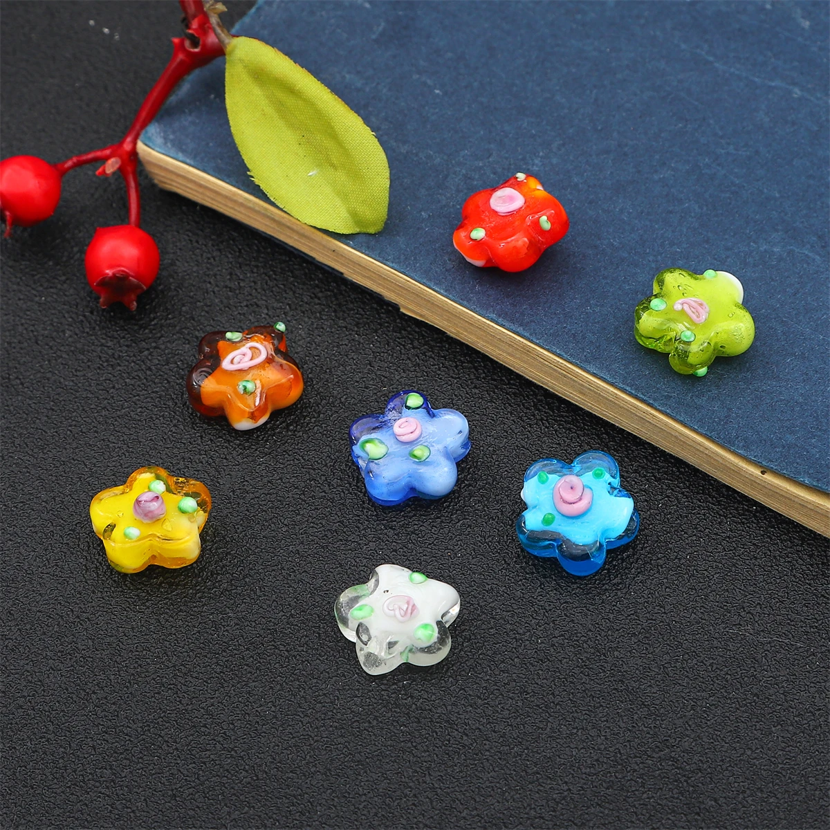 

2pcs 14mm Glass Plum Blossom Beads DIY Handmade Jewelry Making Supplies for Bracelet Necklace Earring Keychain Hair Accessory