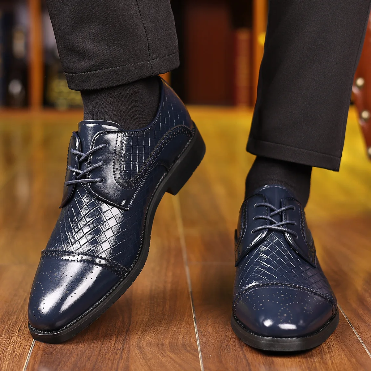 

British business men's shoes, soft-soled pointed formal casual shoes