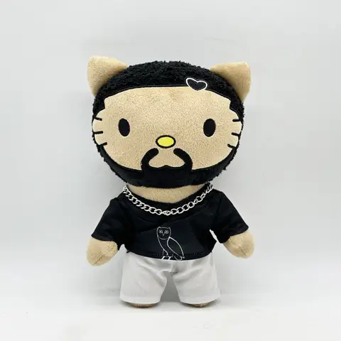 Nuevo muñeco de peluche de Hello Kitty Drake de 24cm con traje informal negro figura de muñeco de peluche juguetes de peluche lindo regalo de cumpleaños para niños y niñas