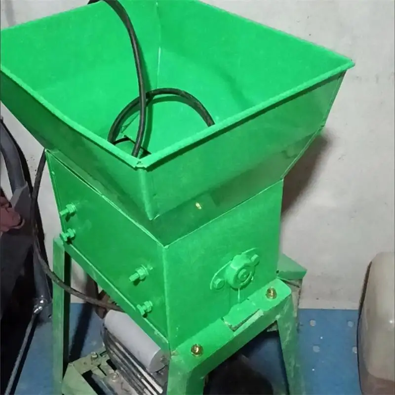 

Промышленный электрический измельчитель-пресс для сладкого картофеля, маниоки, таро, для получения мокрого крахмала, пульпы, рефинации, экстракции, сепарации