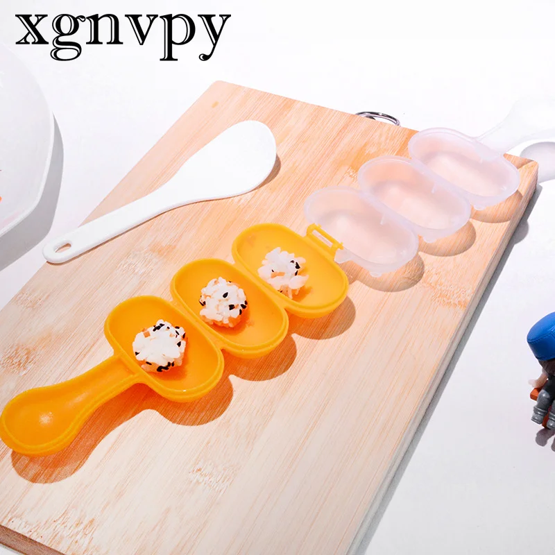 xgnvpy DIY Shake Rice Balls Maker Tool Rice Ball Mold Kitchen Gadget Sushi Making Accessory Bento Box Tool