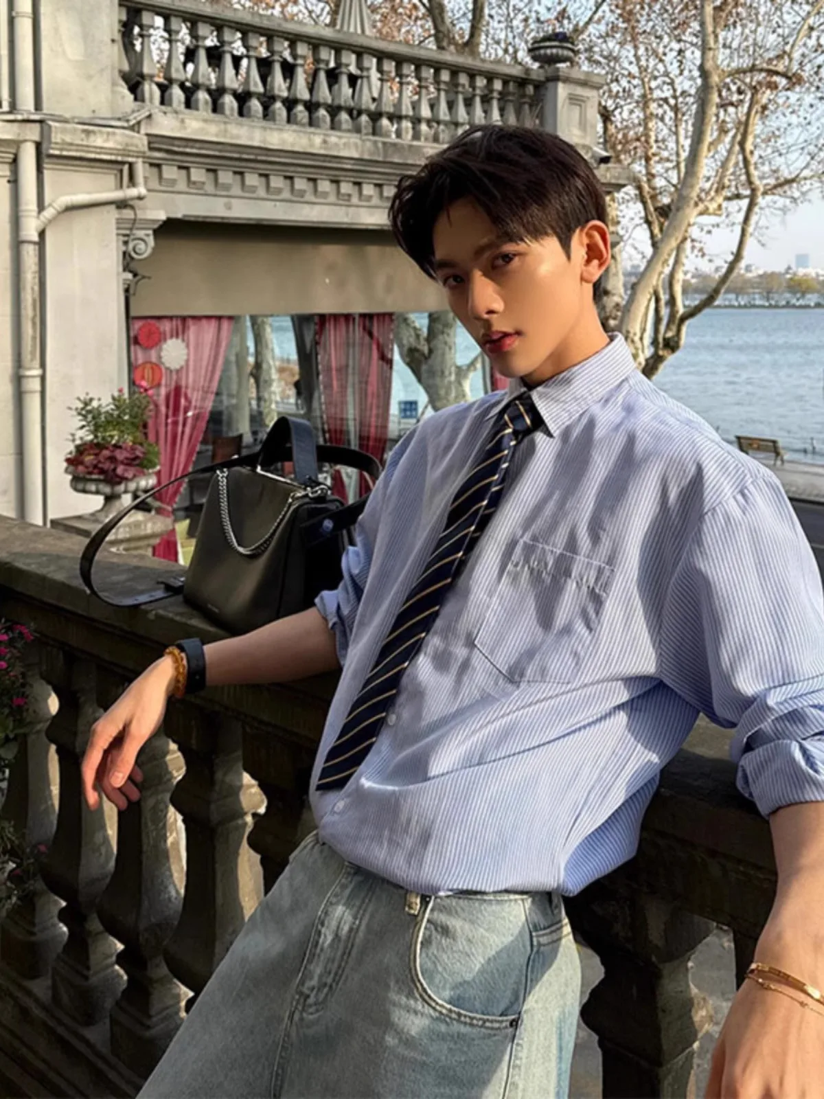 

Мужская рубашка в синюю полоску Cleanfit для подростков, длинный рукав, корейский стиль, формальная, для ношения под одеждой, свободного кроя, повседневная, износостойкая