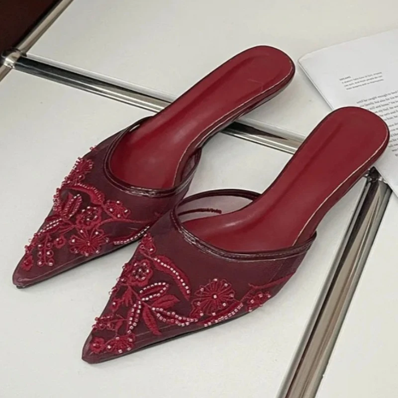 

Sexy Pointed Toe Embroidery Mesh Low Heel Slippers Women String Beads Backless Mules Shoes Elegant Designer Slide Sandals Ladies